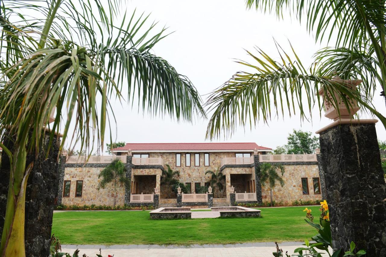 Vikrama Heritage Resort Pavagadh Halol Bagian luar foto