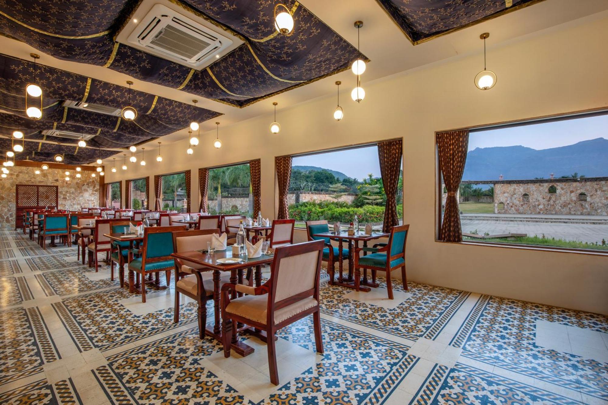 Vikrama Heritage Resort Pavagadh Halol Bagian luar foto